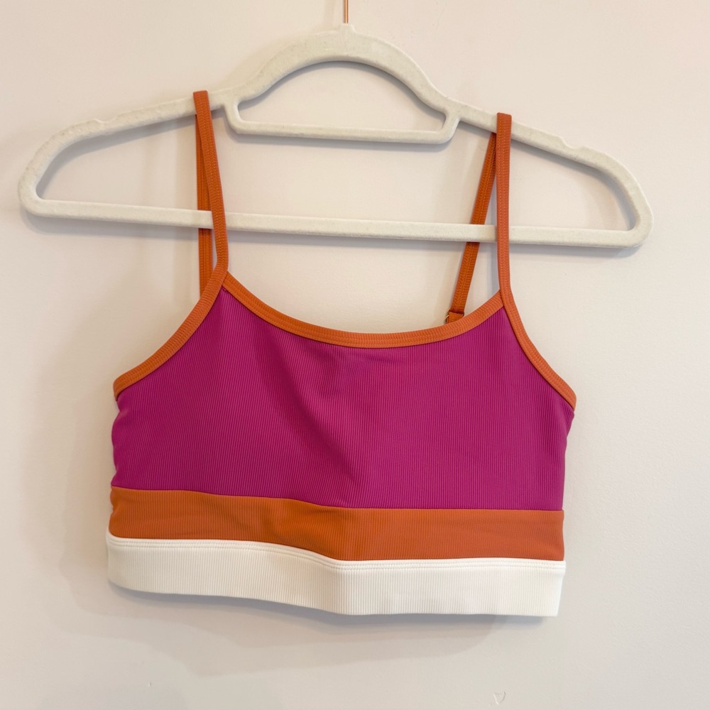 WILO Vibrant Colorblock Athletic Bra